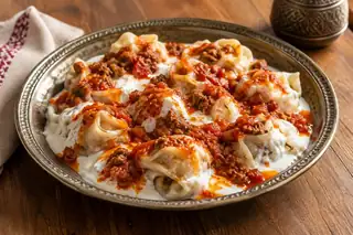 Mantu (Steamed Meat Dumplings)