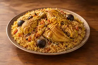 Chicken Majboos (Kuwaiti Spiced Rice)