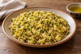 Mfarket Kousa (Zucchini with Eggs)